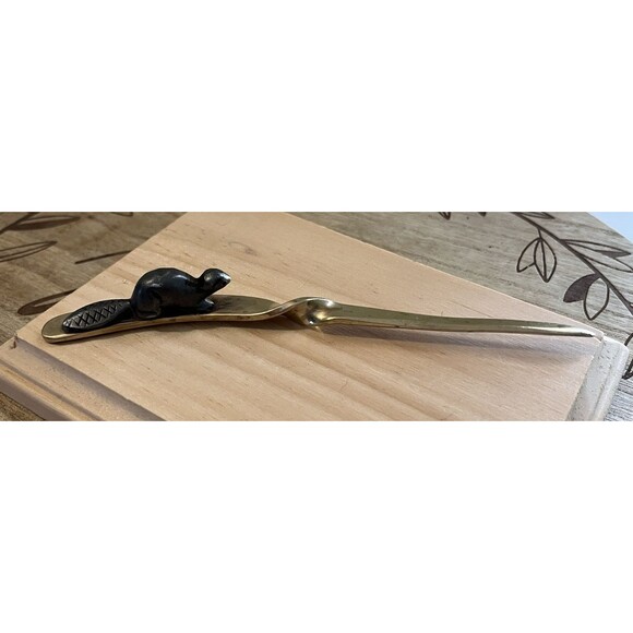 Vtg 60s-70s Brass Twisted With Beaver On Top Letter Opener Signed Chambers - Picture 2 of 8